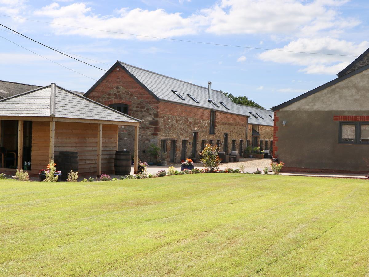 Swallows Barn ブリックハム エクステリア 写真